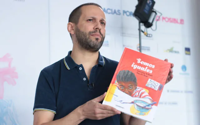 Lawrence Schimel y sus libros diversos